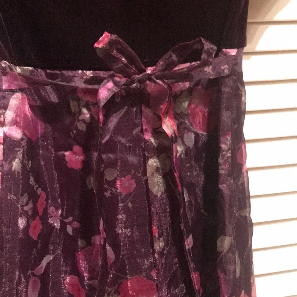 Girls holiday dress - Picture 5 of 6